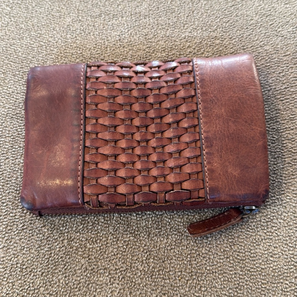 Unbranded Brown Leather Billfold Wallet Snap Closure (TD)